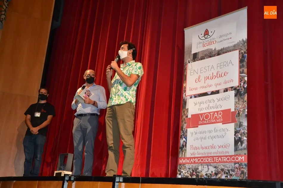 Foto 9 - Jos&eacute; Manuel de Luis, distinguido por sorpresa en la entrega de premios a los mejores de la Feria...