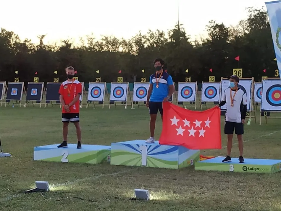 Foto 3 - Los arqueros Daniel Garc&iacute;a y Laura G&oacute;mez destacan en el Campeonato de Espa&ntilde;a de tiro con arco