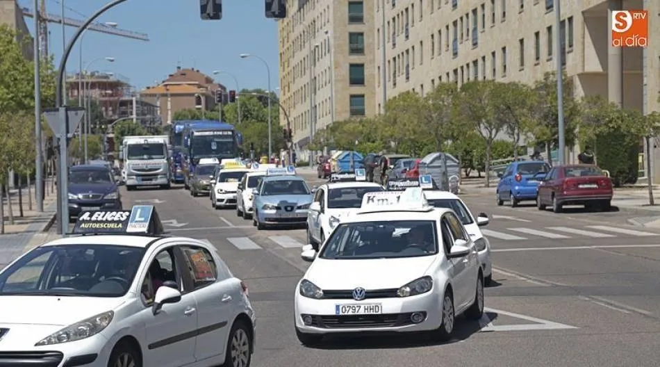Autoescuelas en Salamanca. Archivo