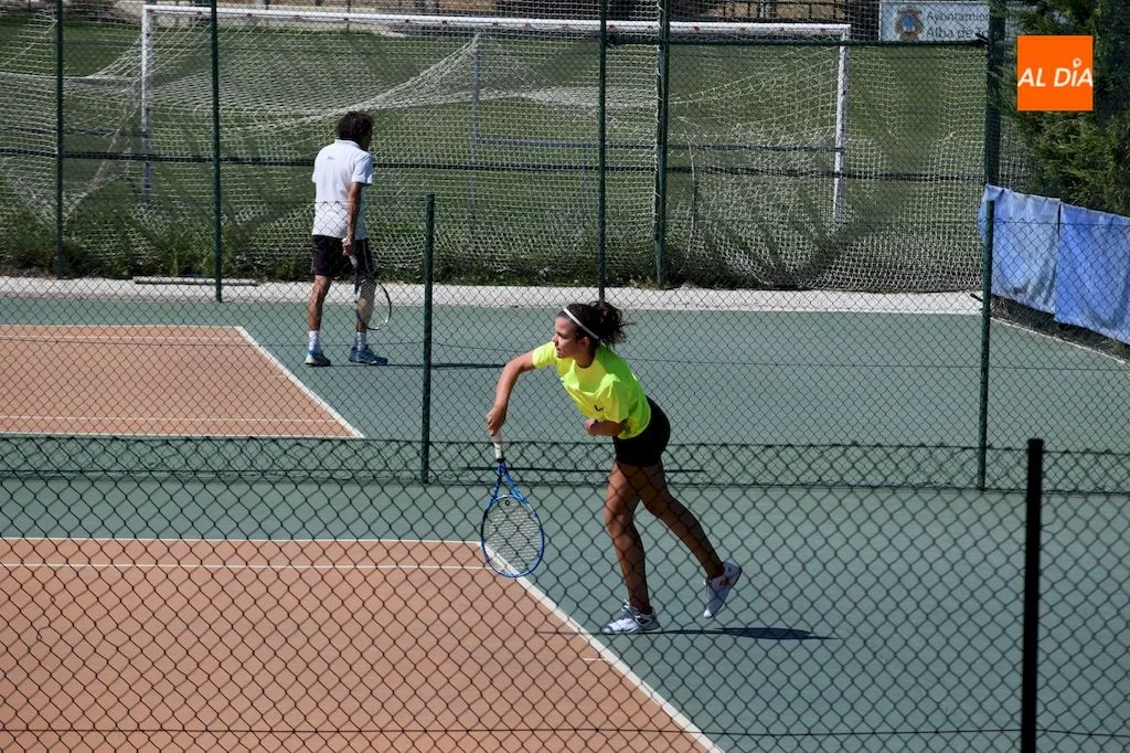 Foto 9 - Los albenses Carlos Sierra y Andrea Mart&iacute;n se hacen con el IV Torneo Villa Alba de Tormes