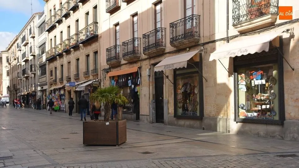 Las empresas salmantinas deberán cumplir medidas más restrictivas a partir de mañana - Archivo