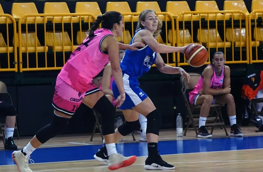 Foto 5 - Avenida supera a Ensino (75-42) en su segunda prueba de pretemporada