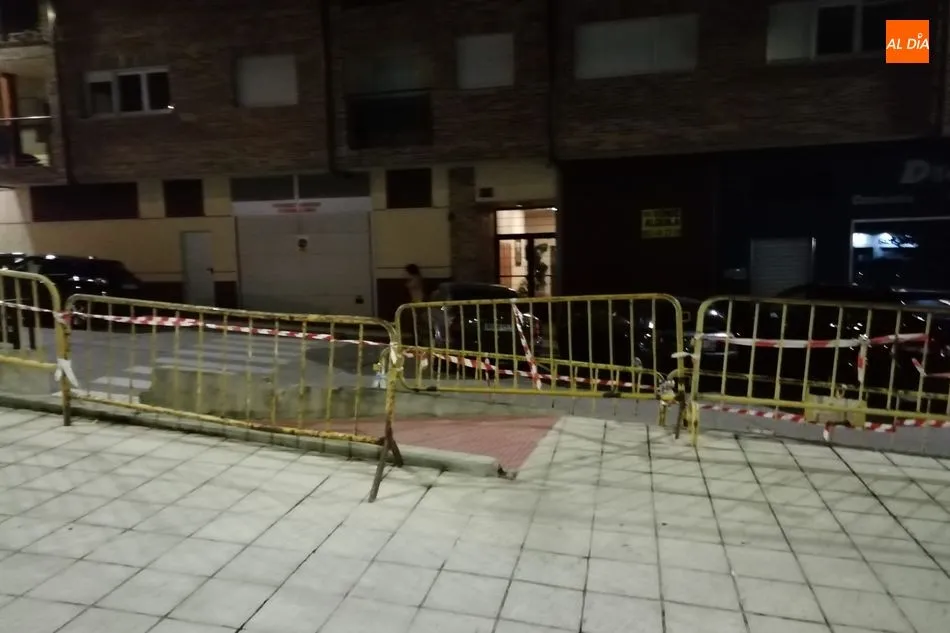 Foto 3 - La falta de mantenimiento y limpieza de la ciudad suscita las quejas de los ciudadanos de B&eacute;jar