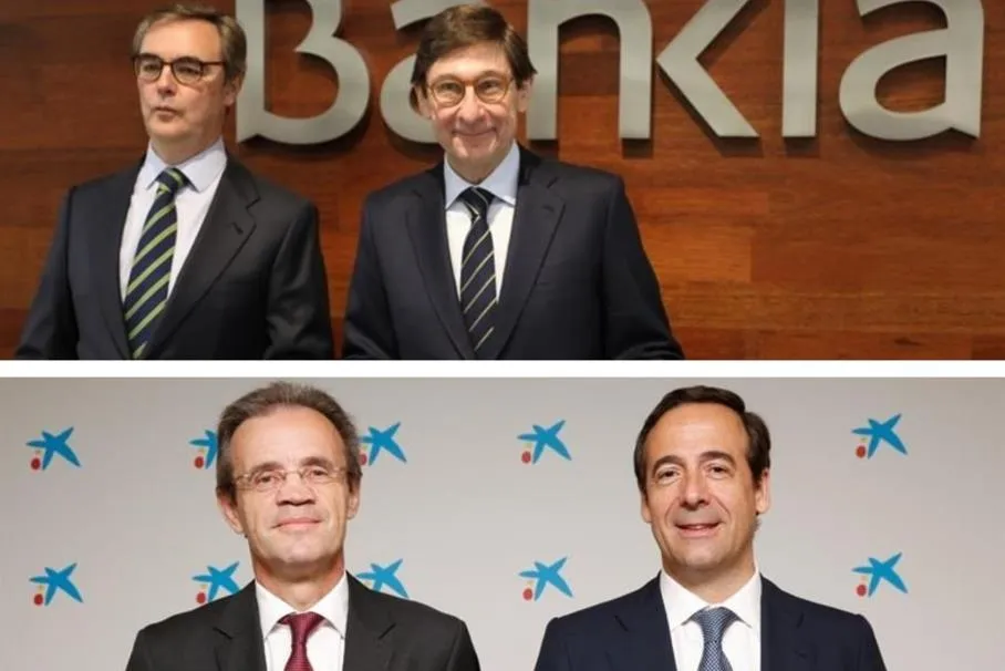El presidente y el consejero delegado de Bankia, José Ignacio Goirigolzarri y José Sevilla, y el presidente y consejero delegado de CaixaBank, Jordi Gual y Gonzalo Gortázar. Foto EP ARCHIVO