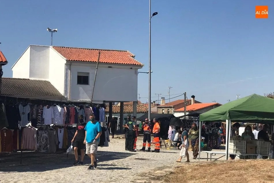Foto 4 - Protecci&oacute;n Civil de Vitigudino y Guardia Civil controlan las medidas de prevenci&oacute;n ante el...