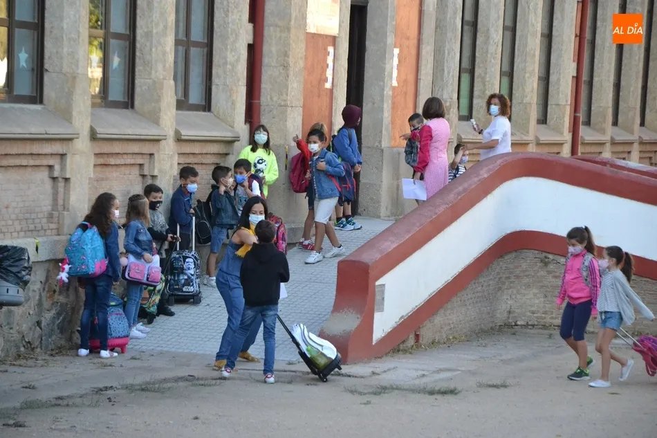 Foto 3 - Los colegios y la Escuela Infantil &lsquo;vuelven a la vida&rsquo; tras medio a&ntilde;o en silencio  