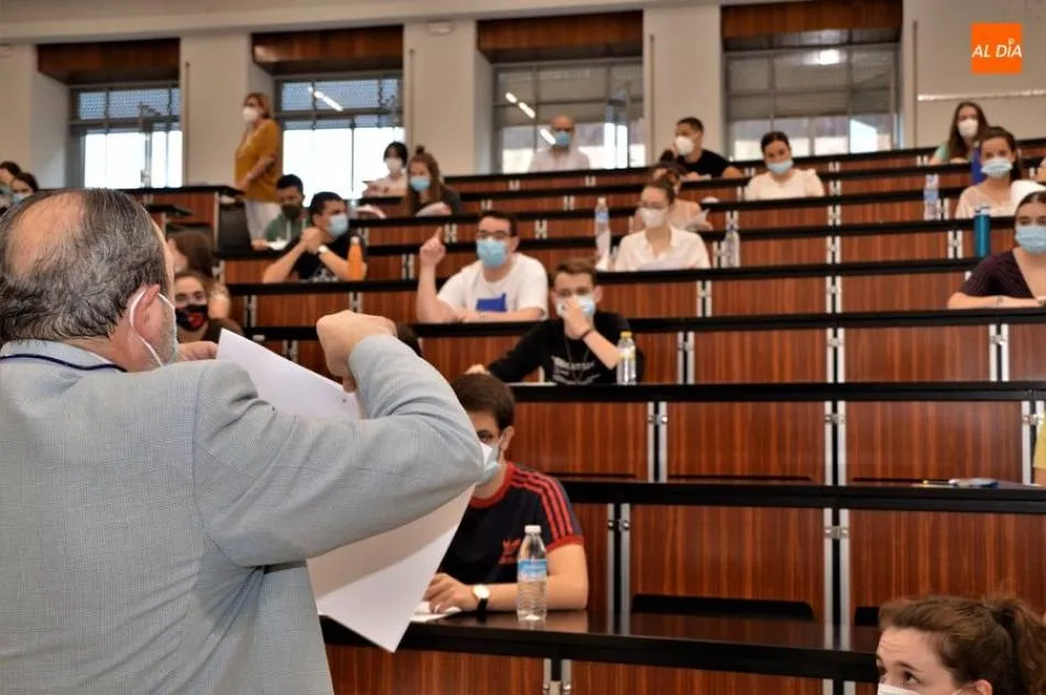 Examen de la primera convocatoria en la Facultad de Ciencias. Foto de archivo