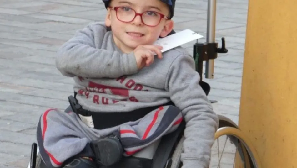 Imagen del pequeño Iker en la campaña impulsada por su familia en la plataforma GoFundMe