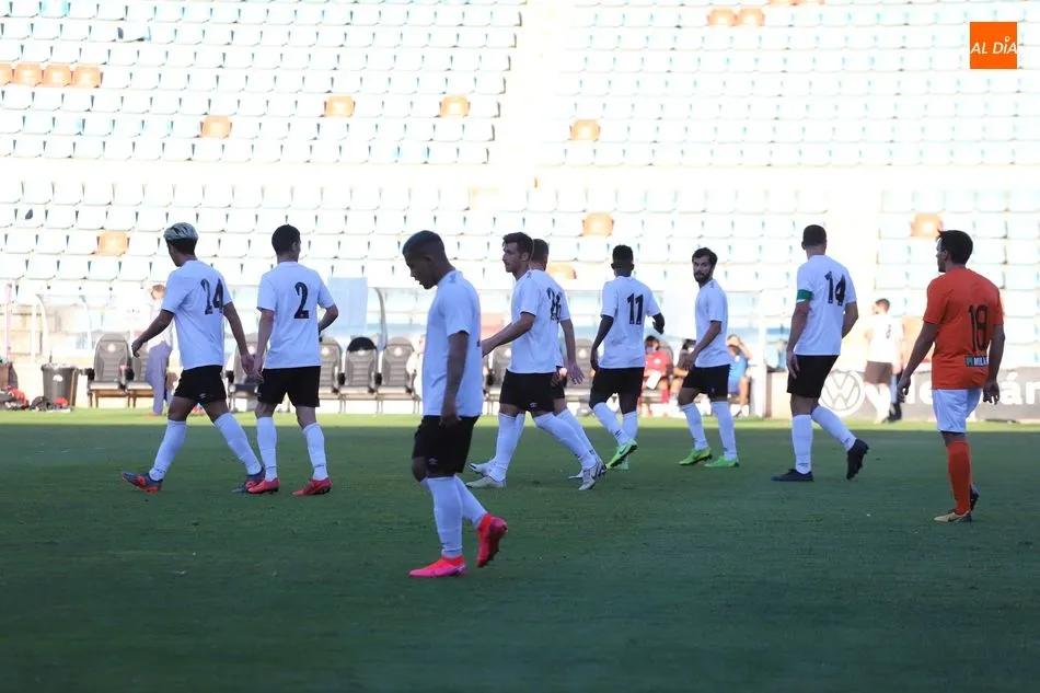 Foto 11 - El Salamanca UDS de Egea se estrena con victoria en el derbi ante el Ciudad Rodrigo (2-0)