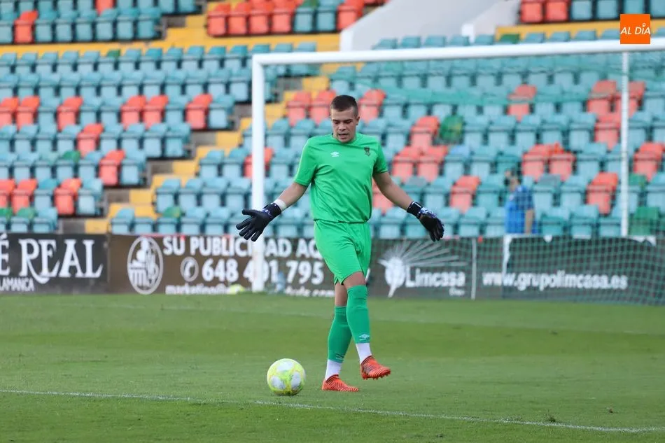 Foto 3 - El Salamanca UDS de Egea se estrena con victoria en el derbi ante el Ciudad Rodrigo (2-0)