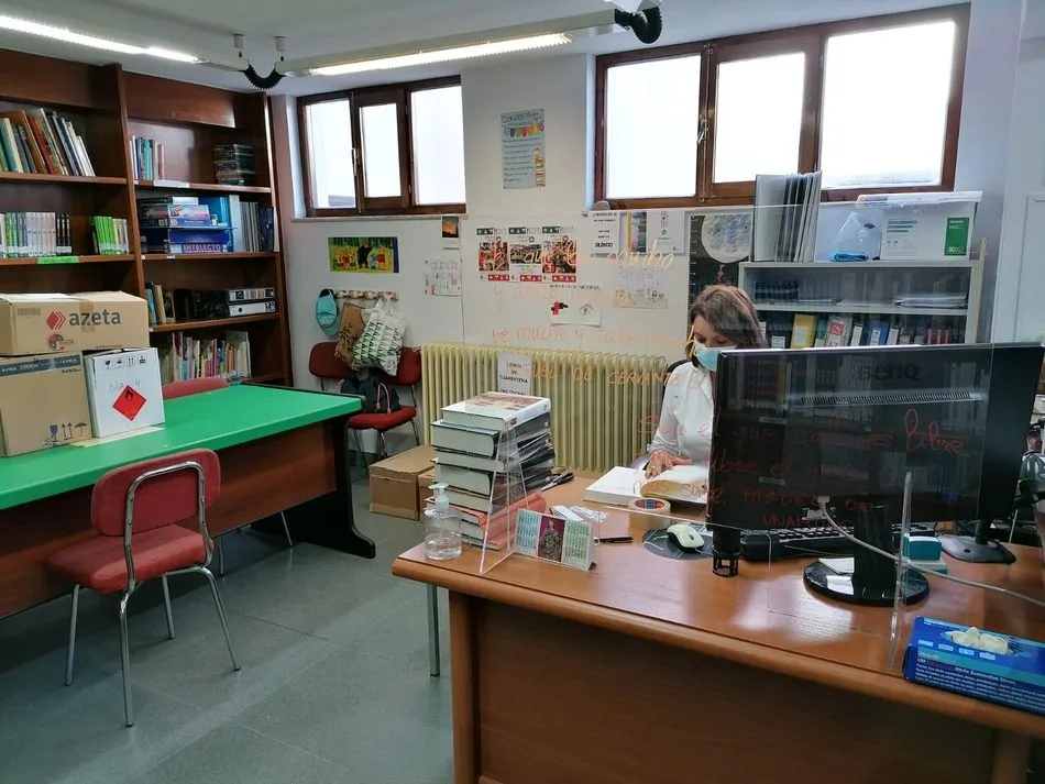 Foto 2 - La biblioteca municipal recupera hoy su horario habitual