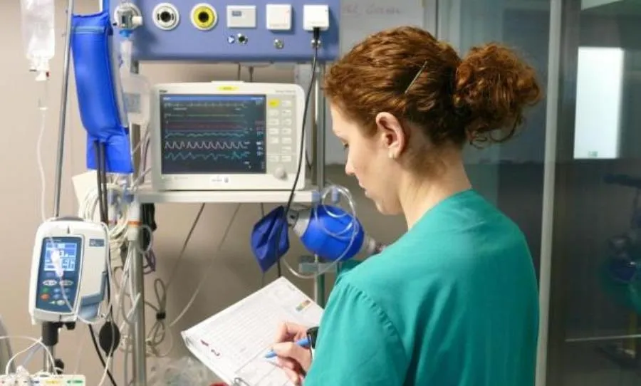 El objetivo de este proyecto es garantizar un cuidado humanizado de las personas con ostomía en el circuito sanitario. Foto EP