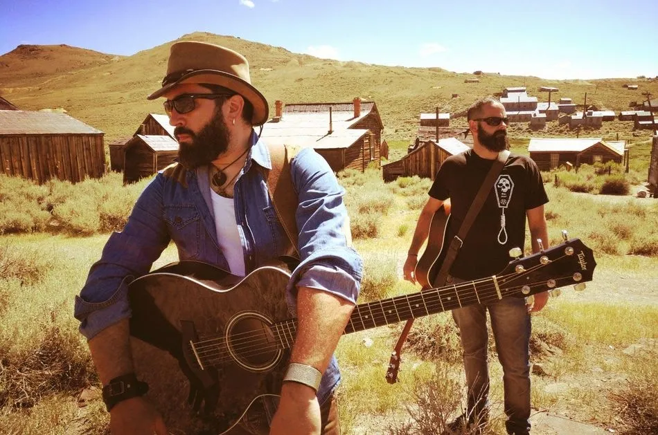 Música country con Carbayo & Tucho Acoustics,