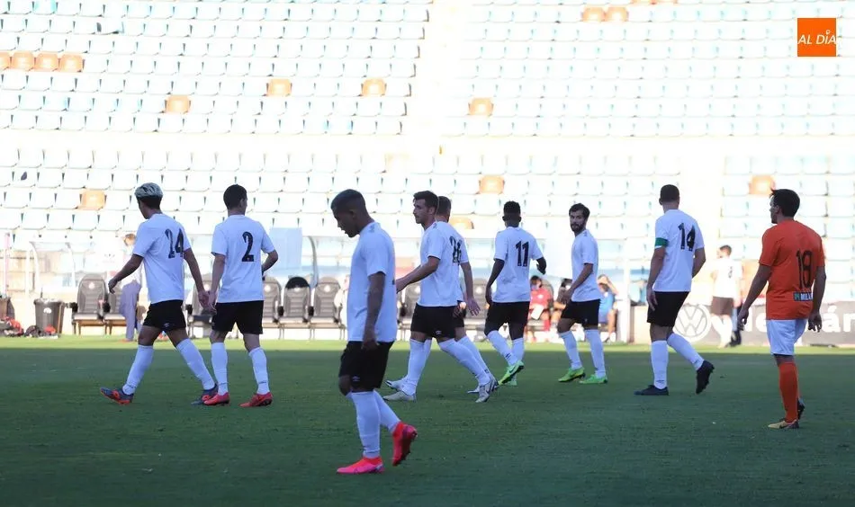 Jugadores del Salamanca UDS en su primer amistoso de esta pretemporada
