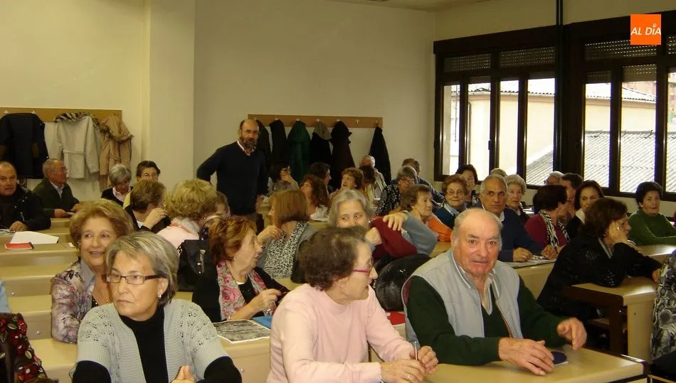 Universidad de la Experiencia / FOTO DE ARCHIVO