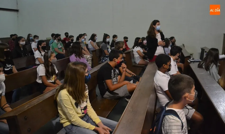 Los nuevos alumnos de 1º de la ESO del Fray Diego se adentran por 1ª vez en su nueva casa  