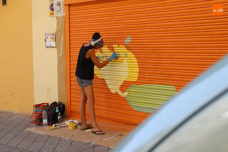 Foto 10 - El Barrio del Oeste suma m&aacute;s arte urbano a su famosa Galer&iacute;a Urbana