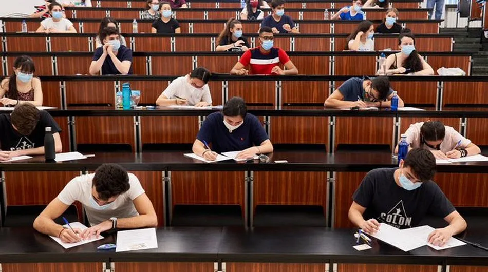 Hoy finaliza la convocatoria extraordinaria de la EBAU en la Universidad de Salamanca