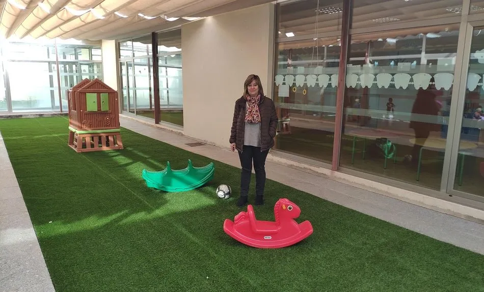 La conejala Esther Casado en las instalaciones - Ayto. Santa Marta