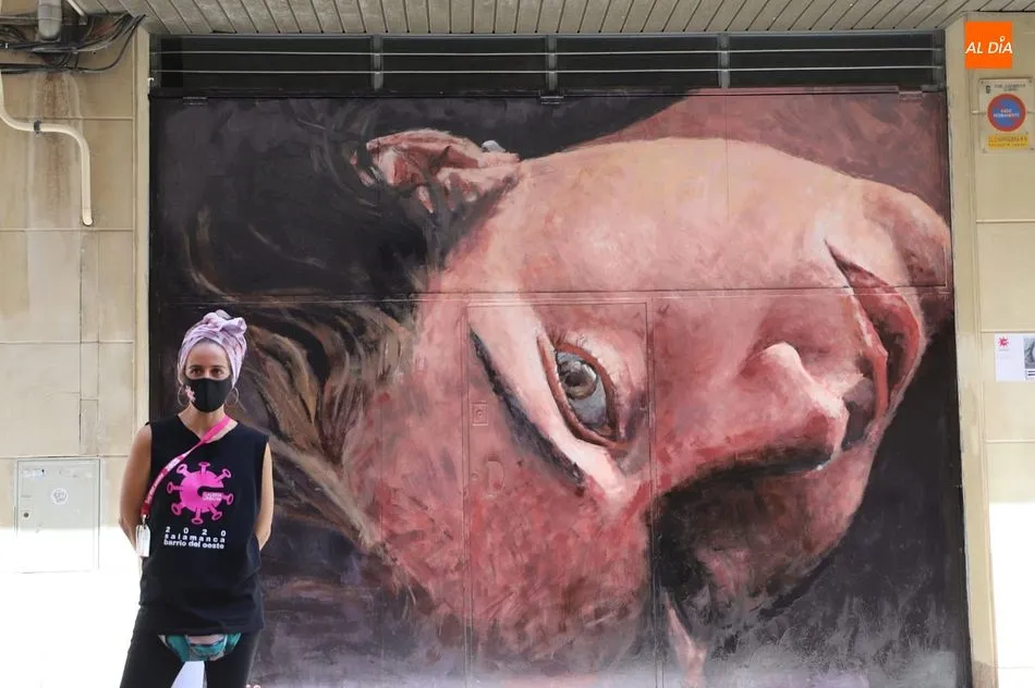 Elena Hidalgo, ganadora con la pintura Recuerdo