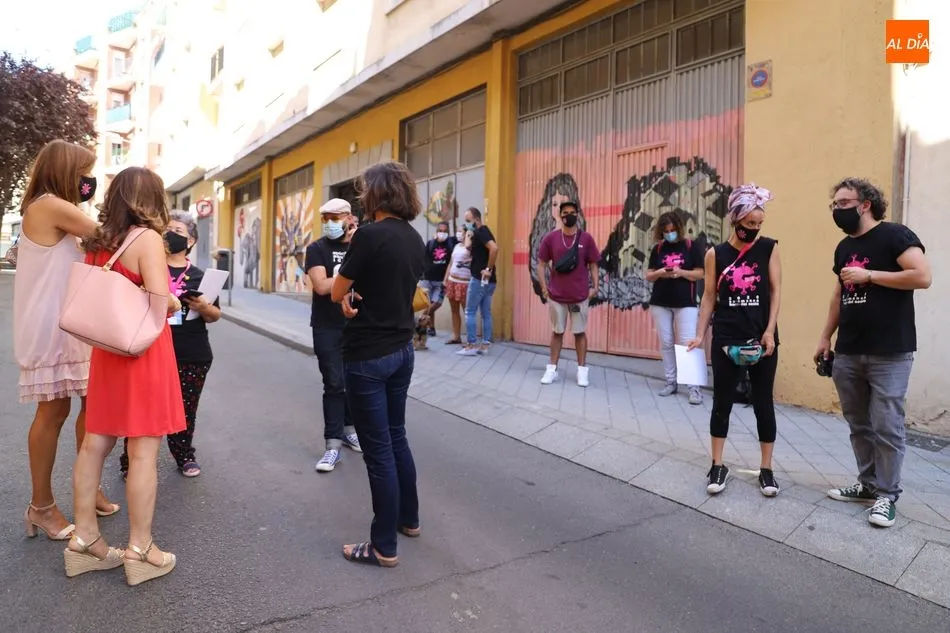 Foto 3 - Elena Hidalgo triunfa en el concurso de pintura urbana del Barrio del Oeste