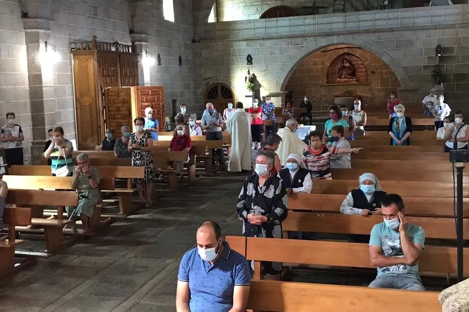 Foto 2 - El sacerdote Miguel &Aacute;ngel Garc&iacute;a toma posesi&oacute;n de la parroquia&nbsp;de Vilvestre  