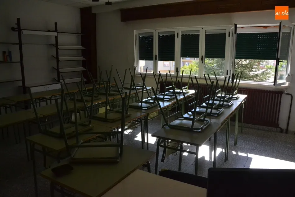 Foto 10 - Los institutos reabren con un inicio en dos d&iacute;as en el Tierra y un hist&oacute;rico cambio horario en el ...