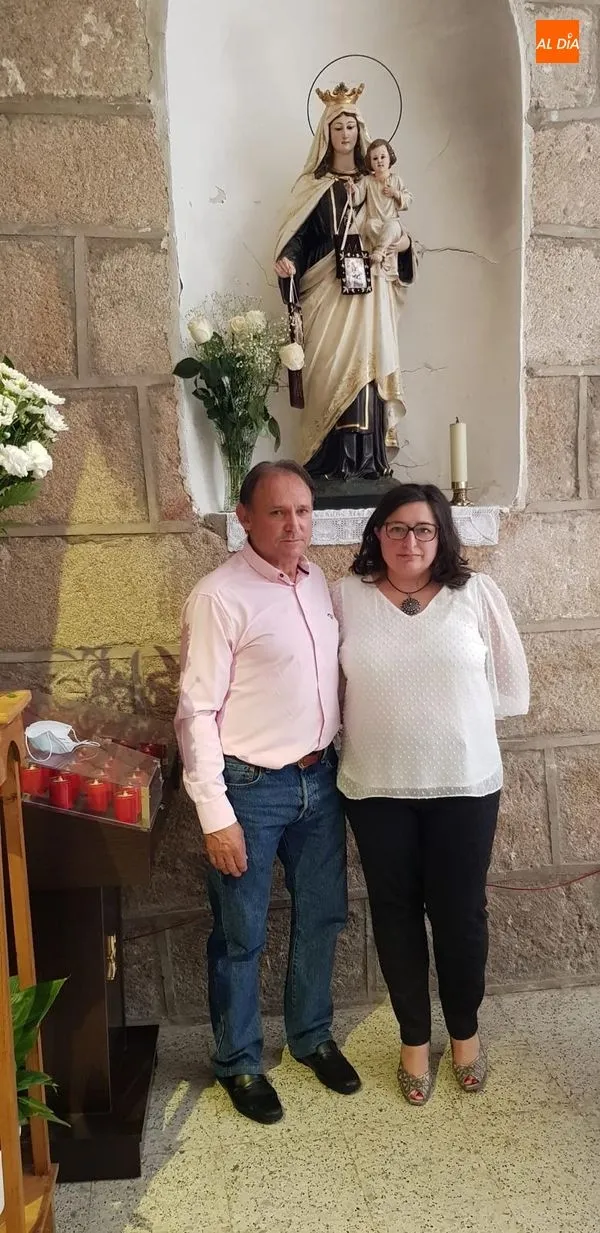 Foto 4 - Los hermanos Marcos y Gloria Martin Nieto, mayordomos de la Virgen del Carmen  