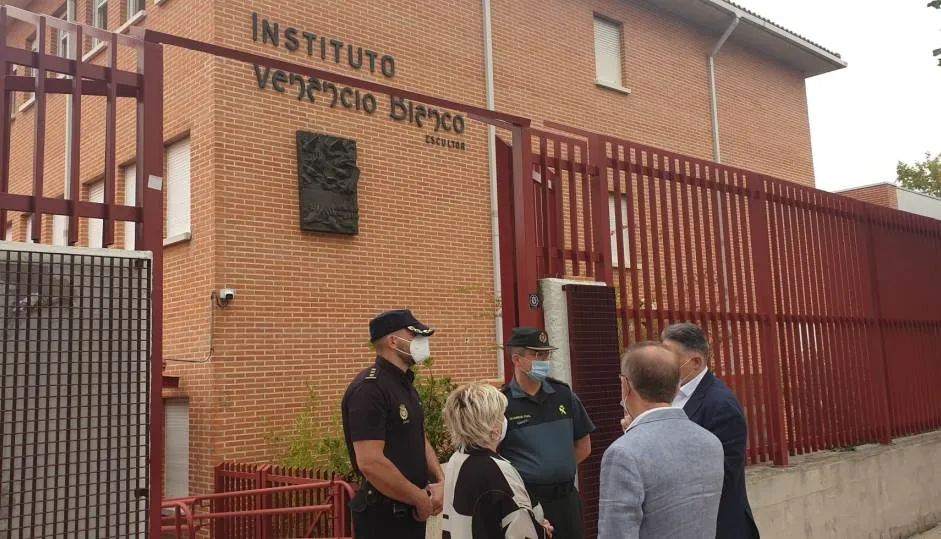 Encarnación Pérez estará acompañada por el comisario provincial de la Policía Nacional, Luis Esteban, y el teniente coronel de la comandancia de la Guardia Civil, Jorge Montero