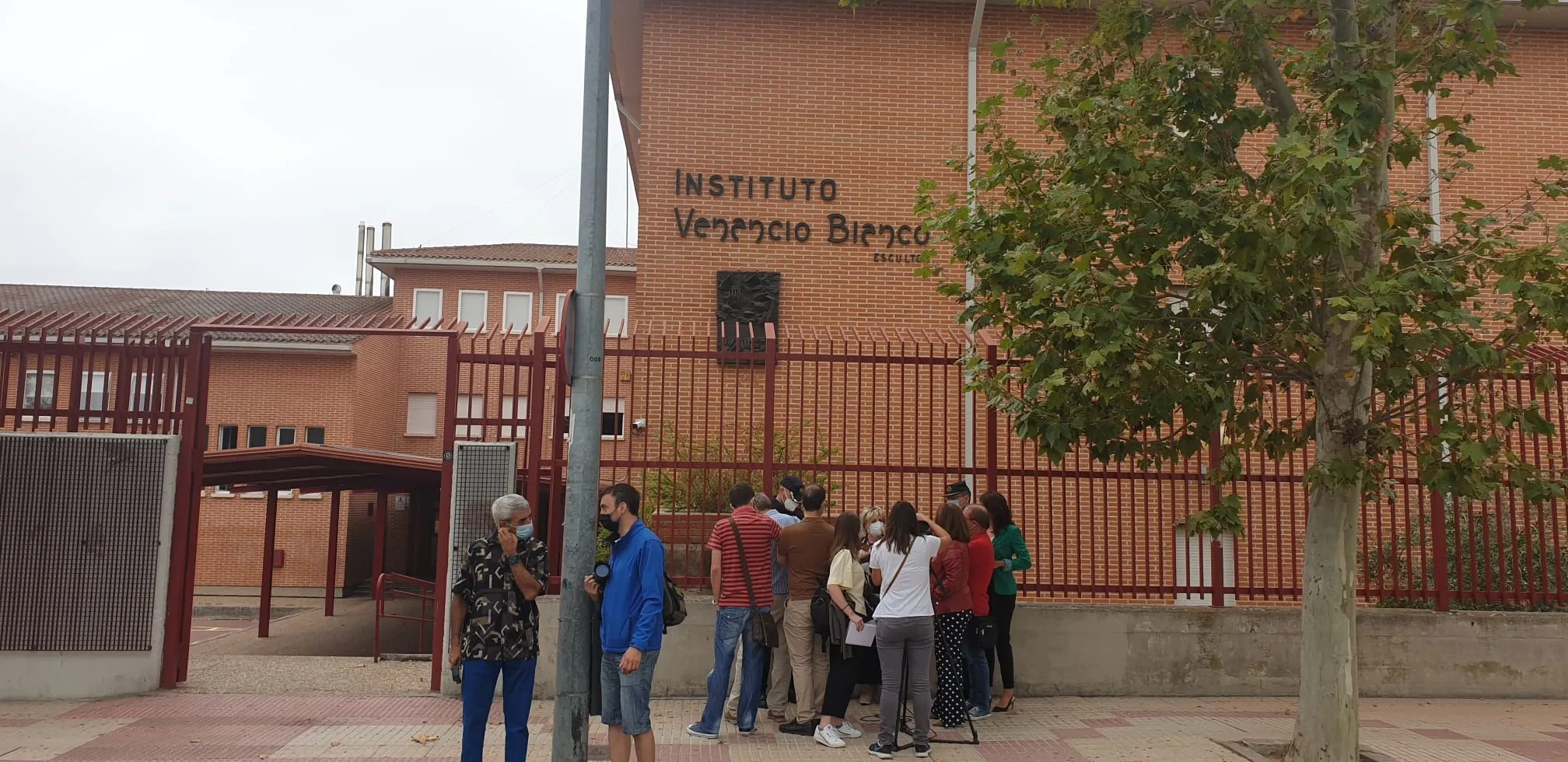 Foto 2 - Polic&iacute;a Nacional y Guardia Civil realizar&aacute;n labores de concienciaci&oacute;n a la puerta de los...