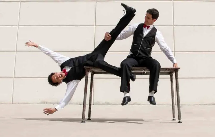 La compañía Circo Los interpretará Vintage Brothers, un espectáculo fresco, ágil y divertido recomendado para todos los públicos