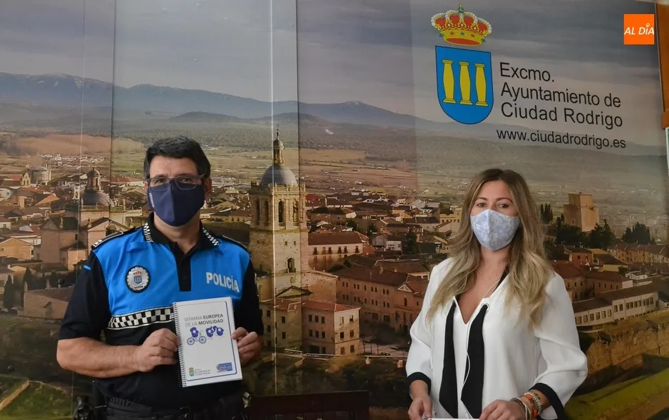 Los niños que acudan en bici al colegio en los próximos días recibirán un obsequio  