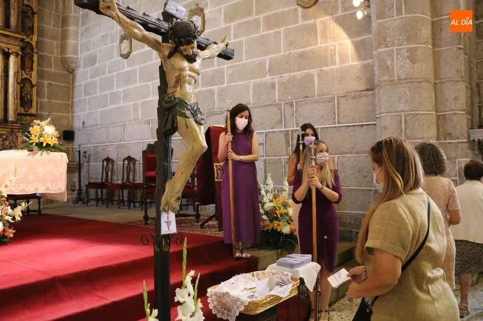 Foto 9 - Los vecinos de Ba&ntilde;ob&aacute;rez no olvidan el d&iacute;a del Cristo de la Salud  