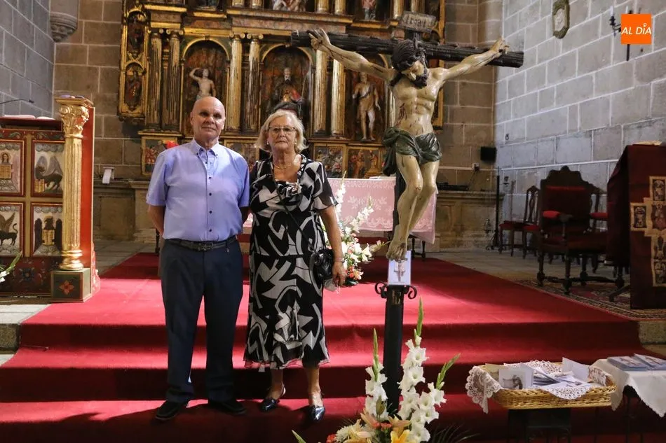 Foto 2 - Los vecinos de Ba&ntilde;ob&aacute;rez no olvidan el d&iacute;a del Cristo de la Salud  