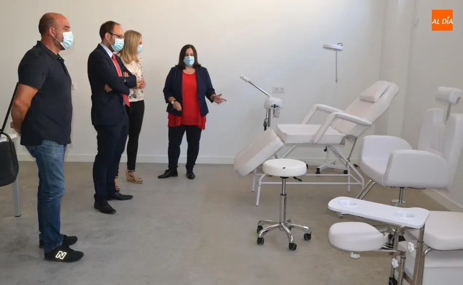 El Equipo de Gobierno visita las instalaciones del Centro Privado de FP Nazaret Blanco  