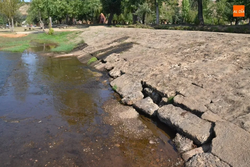 Foto 7 - El R&iacute;o &Aacute;gueda encara el final del verano con su menor caudal desde el mes de diciembre  