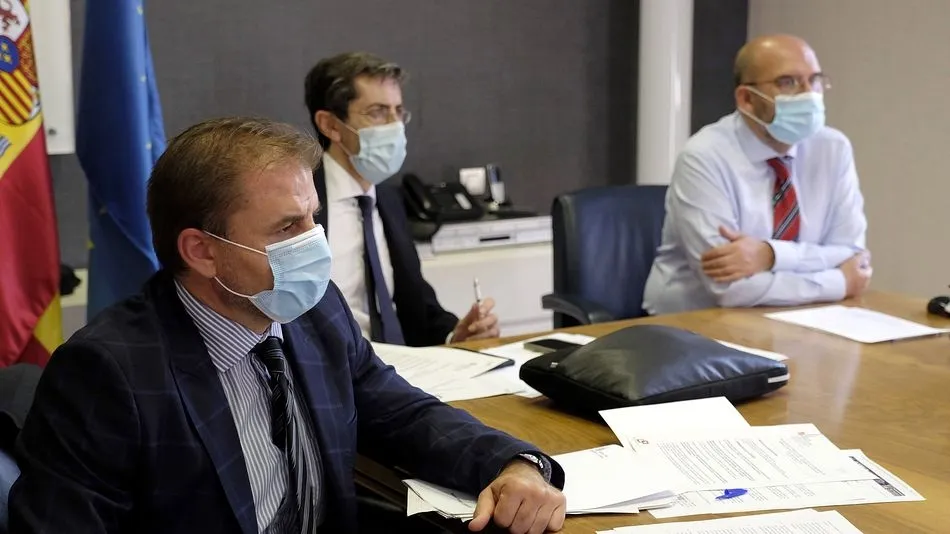 Representantes de la Junta de Castilla y Léon en la sesión de trabajo con CCDR Centro de Portugal