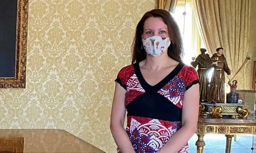 La presidenta de ASECOV, Soledad Gómez, en una visita al Ayuntamiento