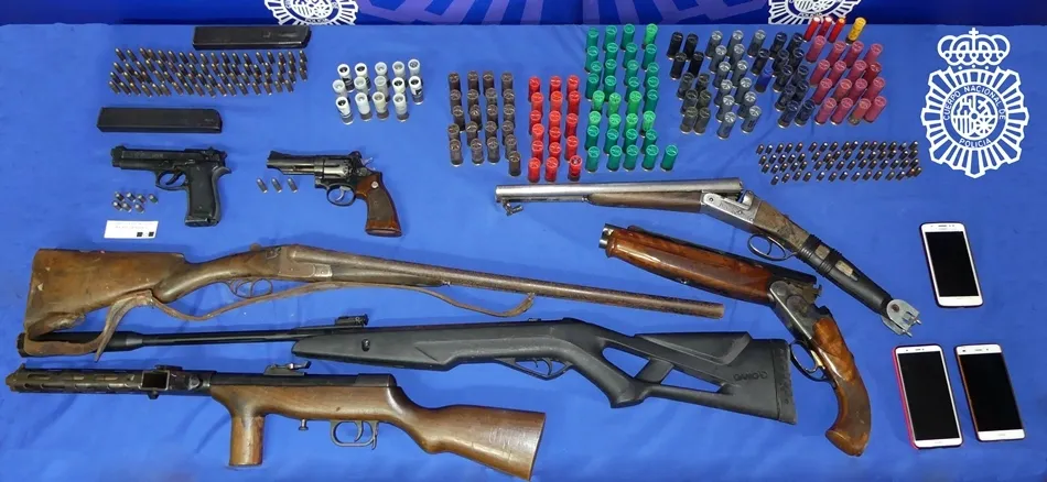 Armas intervenidas en esta investigación policial