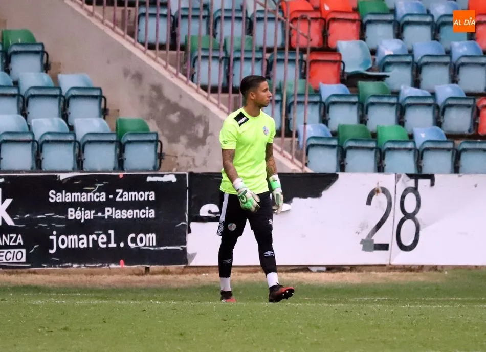 Foto 6 - El Salamanca UDS se gusta y se queda sin fuelle frente al Astorga (0-0)