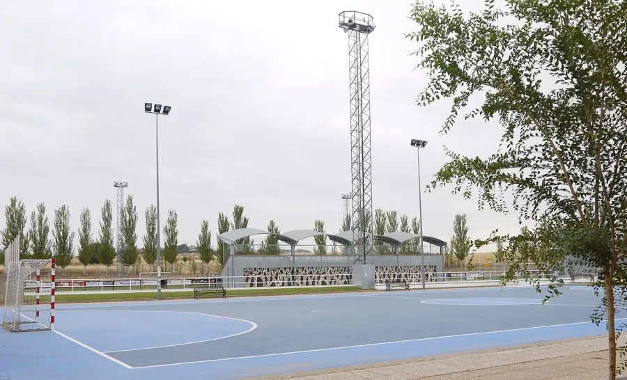 Con esta nueva infraestructura, el Ayuntamiento de Carbajosa quiere ir completando los espacios dedicados a la práctica deportiva