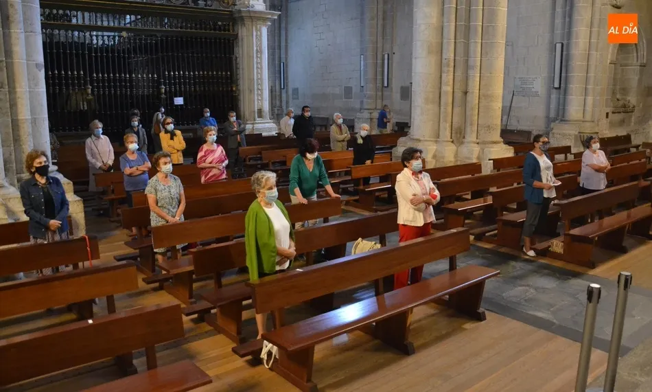 Foto 5 - Jes&uacute;s Garc&iacute;a Burillo preside la misa convocada por Manos Unidas para orar por las v&iacute;ctimas de la ...