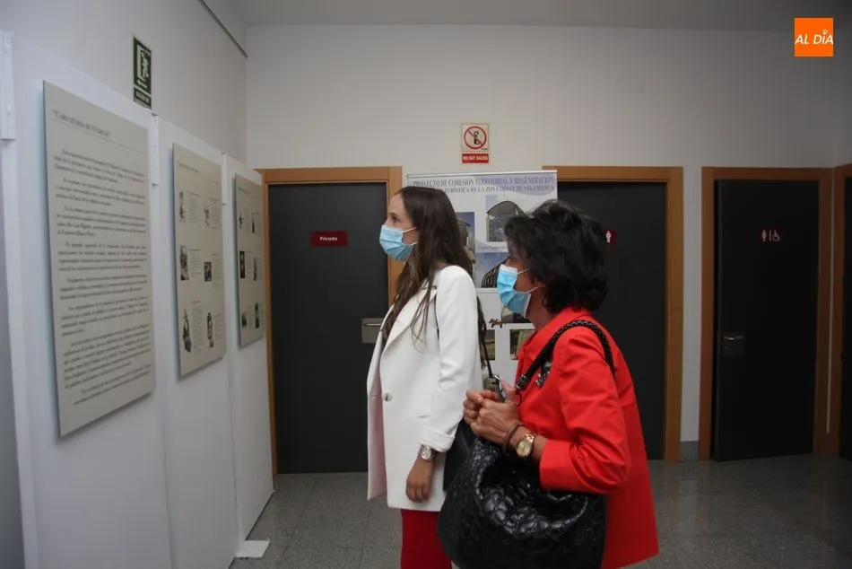 Foto 10 - Vitigudino inicia el ciclo de exposiciones durante la pandemia con la figura de Unamuno  