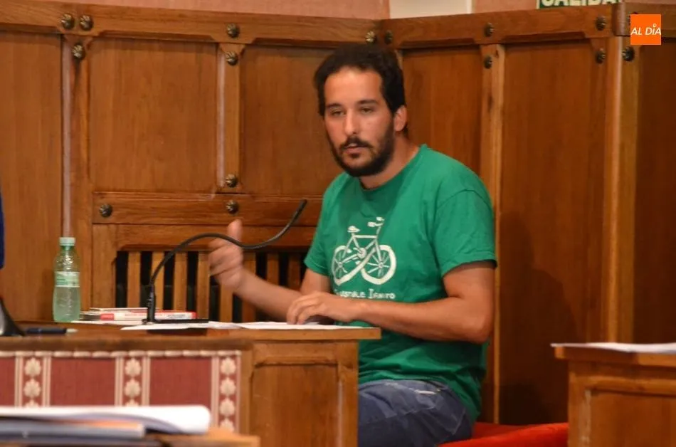 IU-CR en Común vuelve a pedir a través de una moción el aumento de la oferta pública de FP  