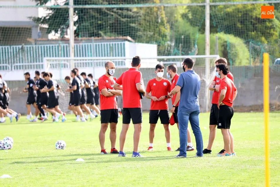 Foto 10 - Piojo sigue entrenando con Unionistas mientras se resuelve su futuro&nbsp;