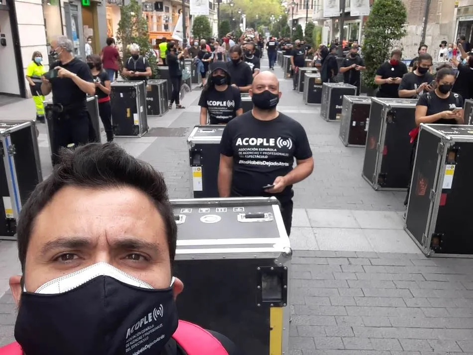 Foto 3 - M&uacute;sicos de Ciudad Rodrigo participan en Valladolid en la manifestaci&oacute;n en defensa de la cultura  