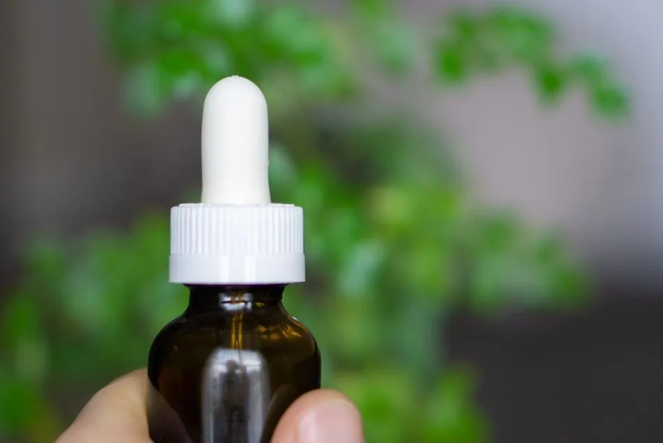 Alerta de Sanidad: el dióxido de cloro no previene el Covid-19 y supone un grave riesgo para la...