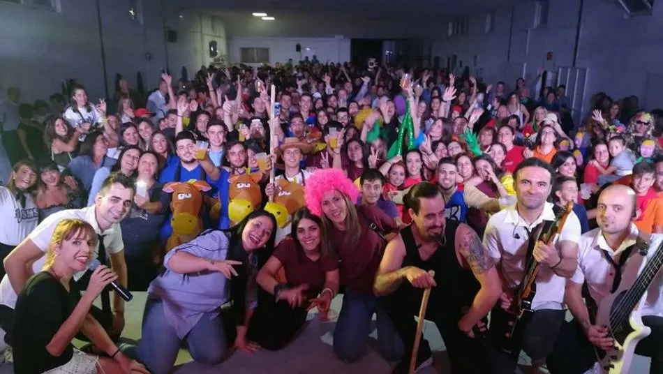 Imagen de una verbena en años anteriores en las fiestas de San Lino