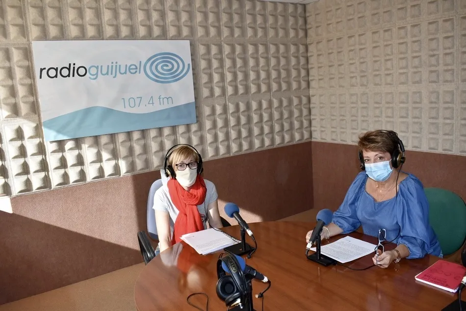 Yolanda Alonso y Rosa Martín en Radio Guijuelo