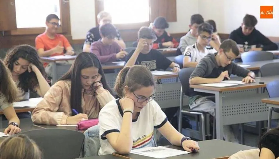 Doce alumnos que finalizaron en junio sus estudios de bachillerato participan en la inmersión en centros de investigación. Archivo